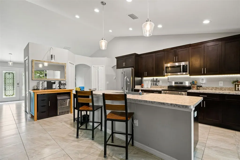 12015 Phoenix Avenue Weeki Wachee FL 34614