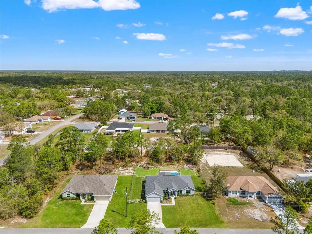 12015 Phoenix Avenue Weeki Wachee FL 34614