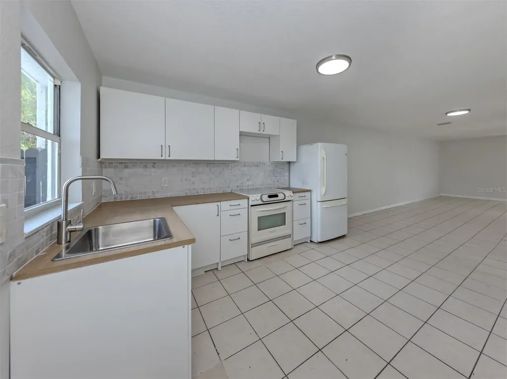 5636 6th Street Court E Bradenton FL 34203