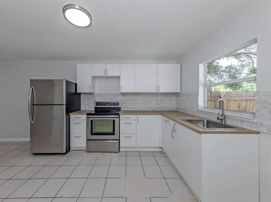 5636 6th Street Court E Bradenton FL 34203