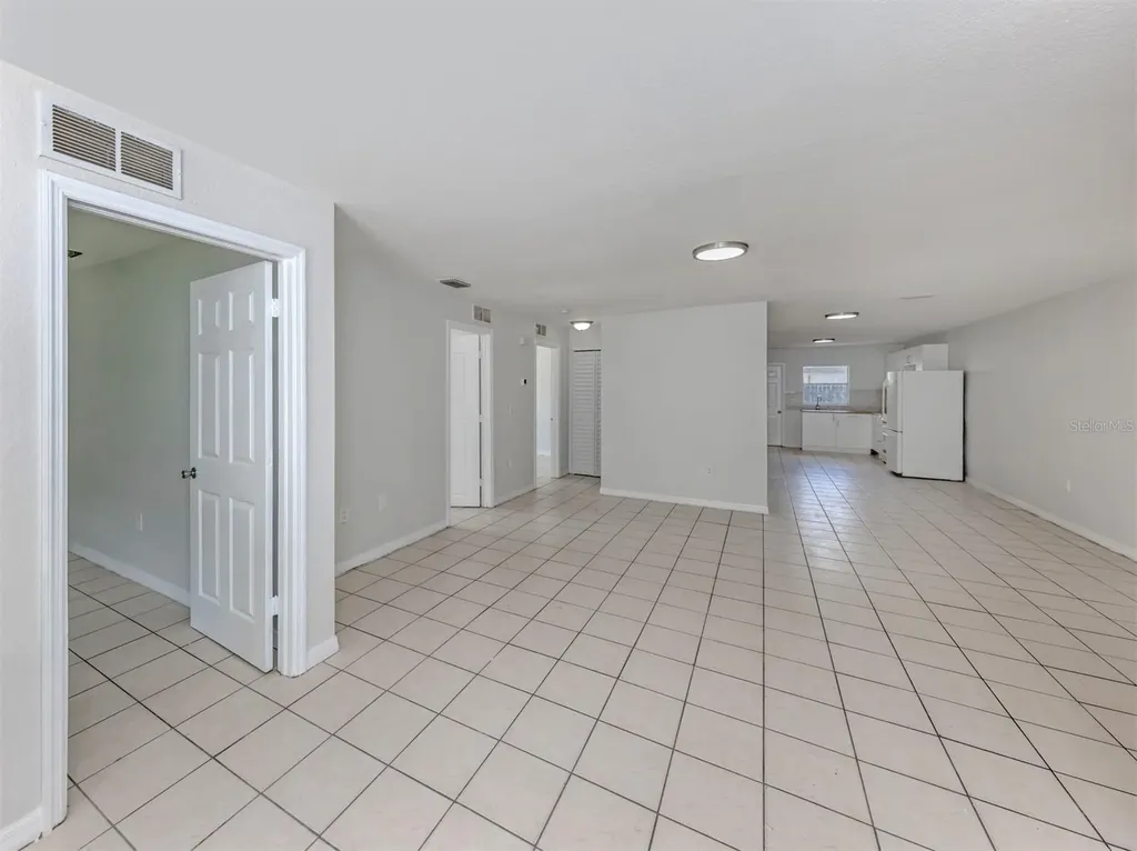 5636 6th Street Court E Bradenton FL 34203