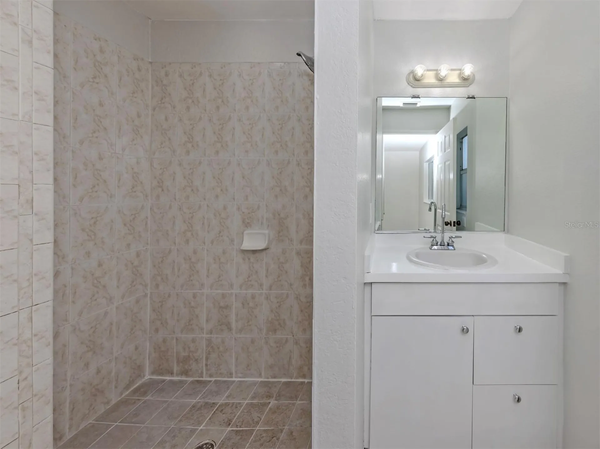 5636 6th Street Court E Bradenton FL 34203
