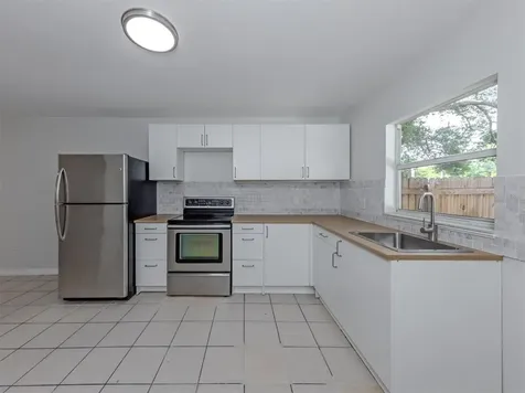 5636 6th Street Court E Bradenton FL 34203