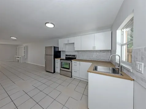 5636 6th Street Court E Bradenton FL 34203