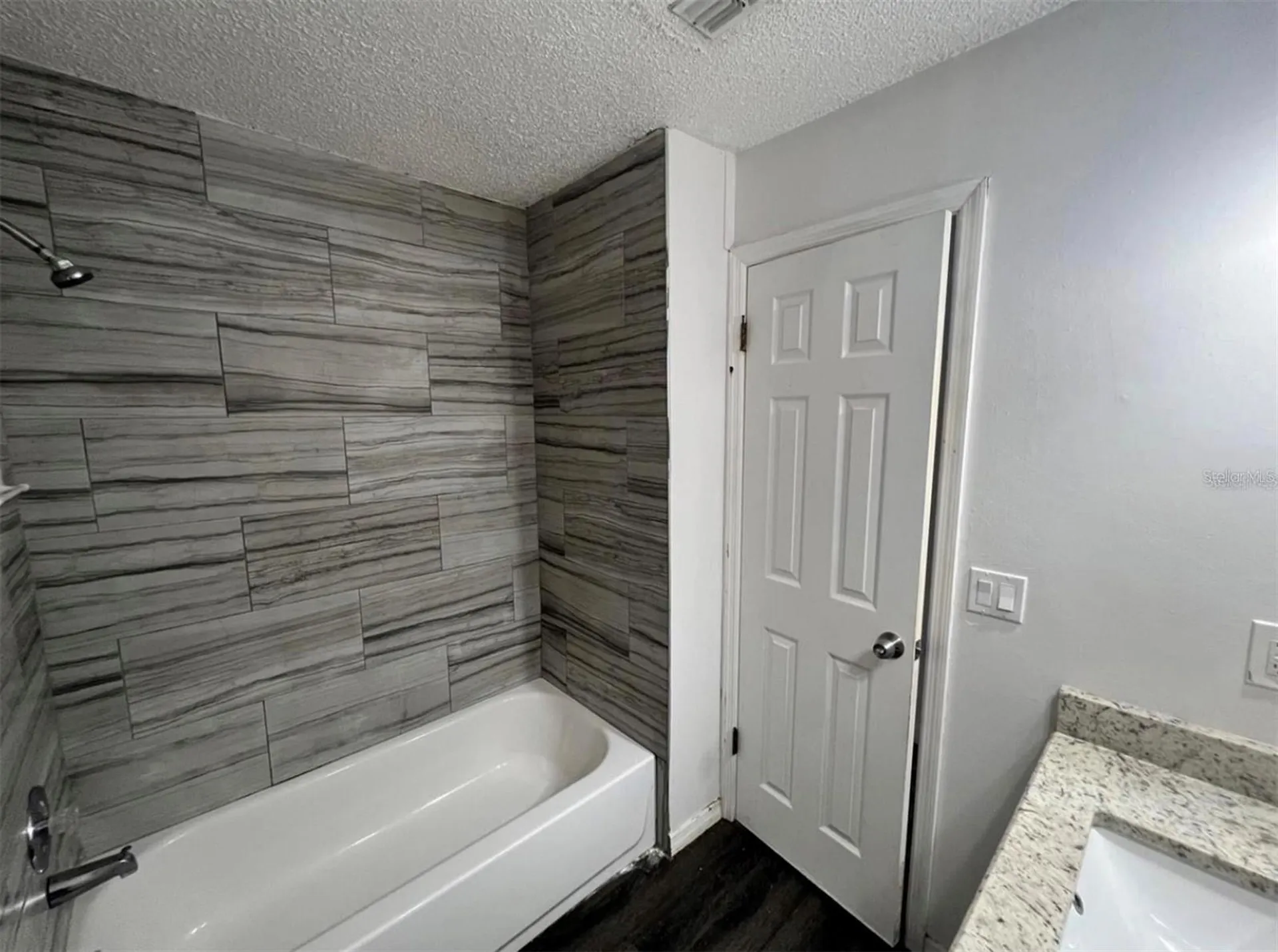 1089 Woodman Way Orlando FL 32818