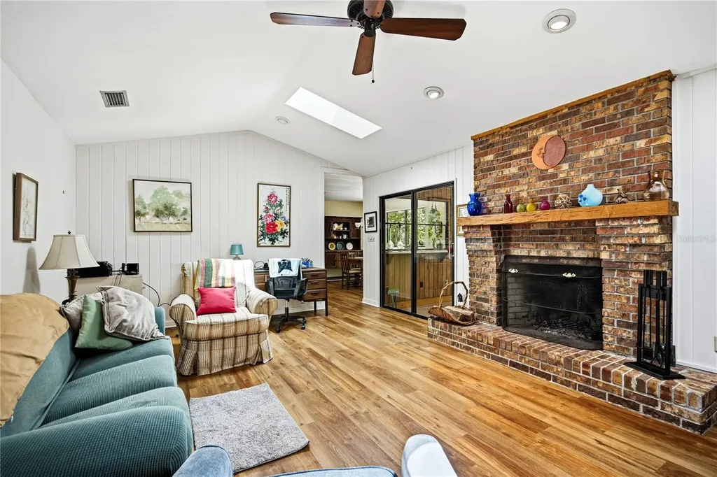 5725 NW 63rd Court Gainesville FL 32653
