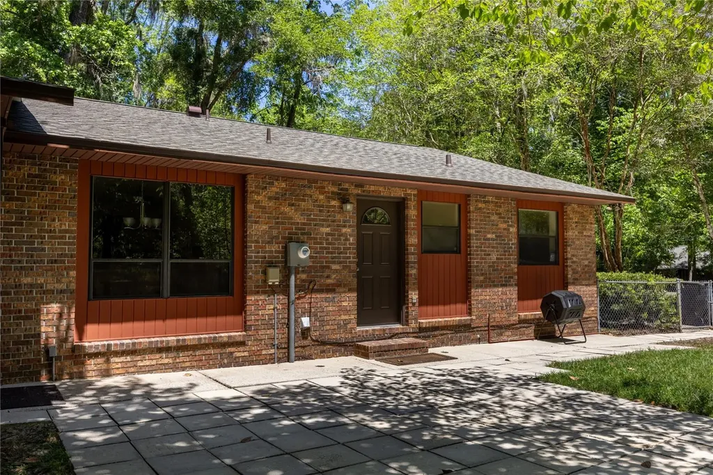 5725 NW 63rd Court Gainesville FL 32653