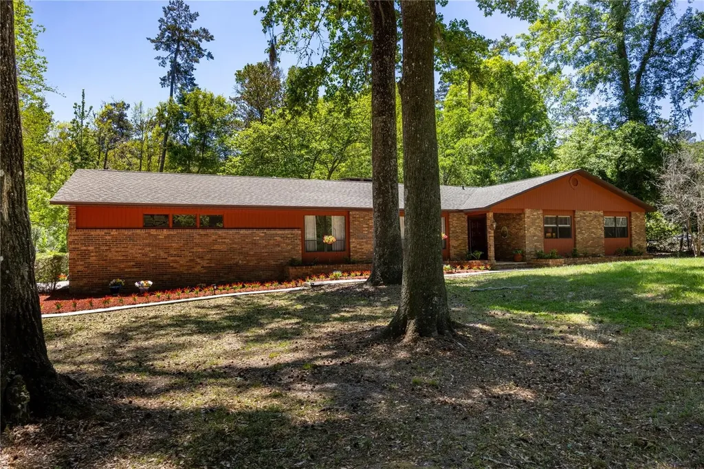 5725 NW 63rd Court Gainesville FL 32653