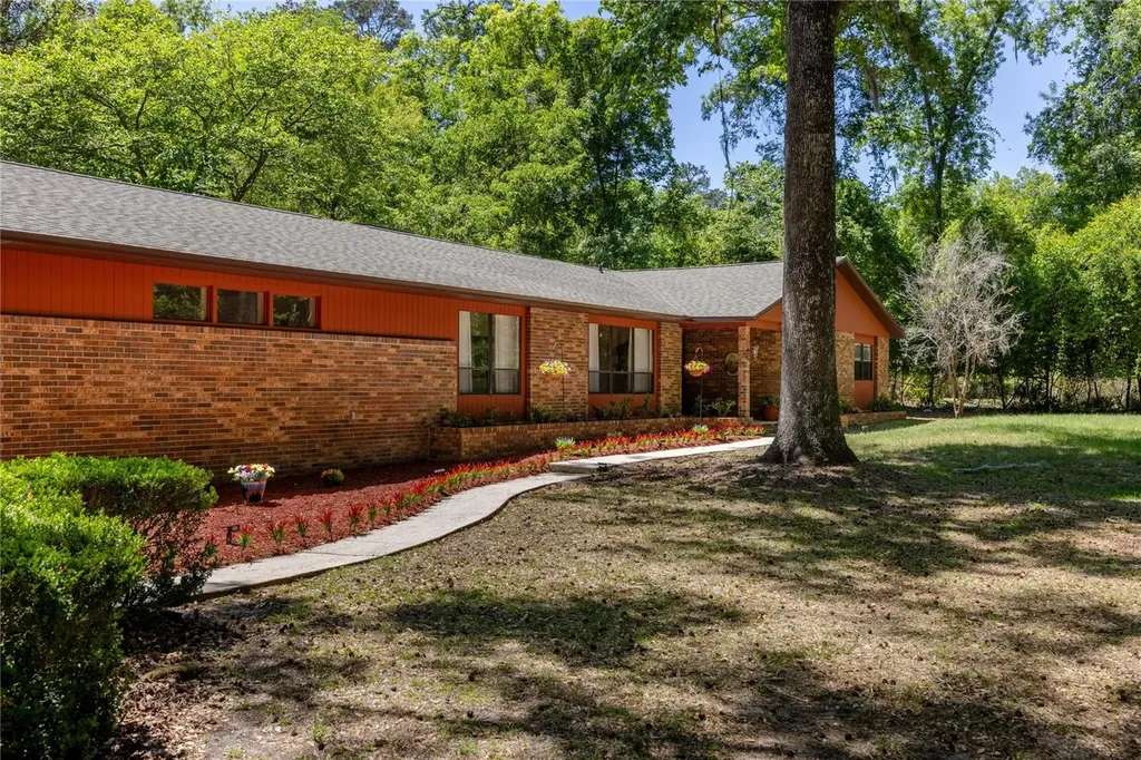 5725 NW 63rd Court Gainesville FL 32653