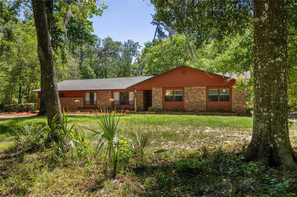 5725 NW 63rd Court Gainesville FL 32653