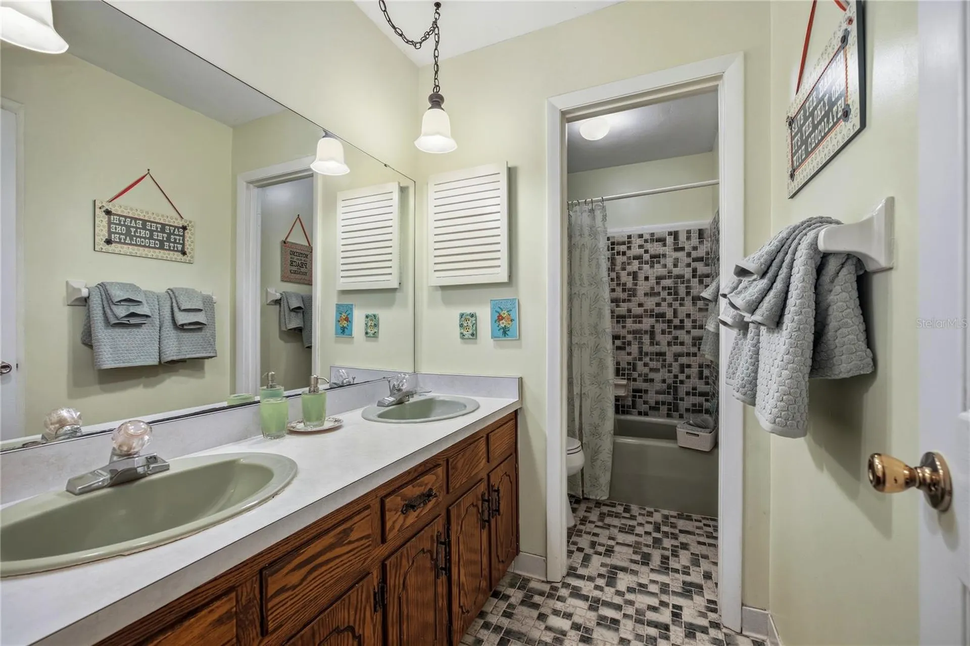 5725 NW 63rd Court Gainesville FL 32653