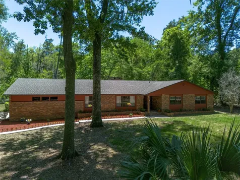5725 NW 63rd Court Gainesville FL 32653