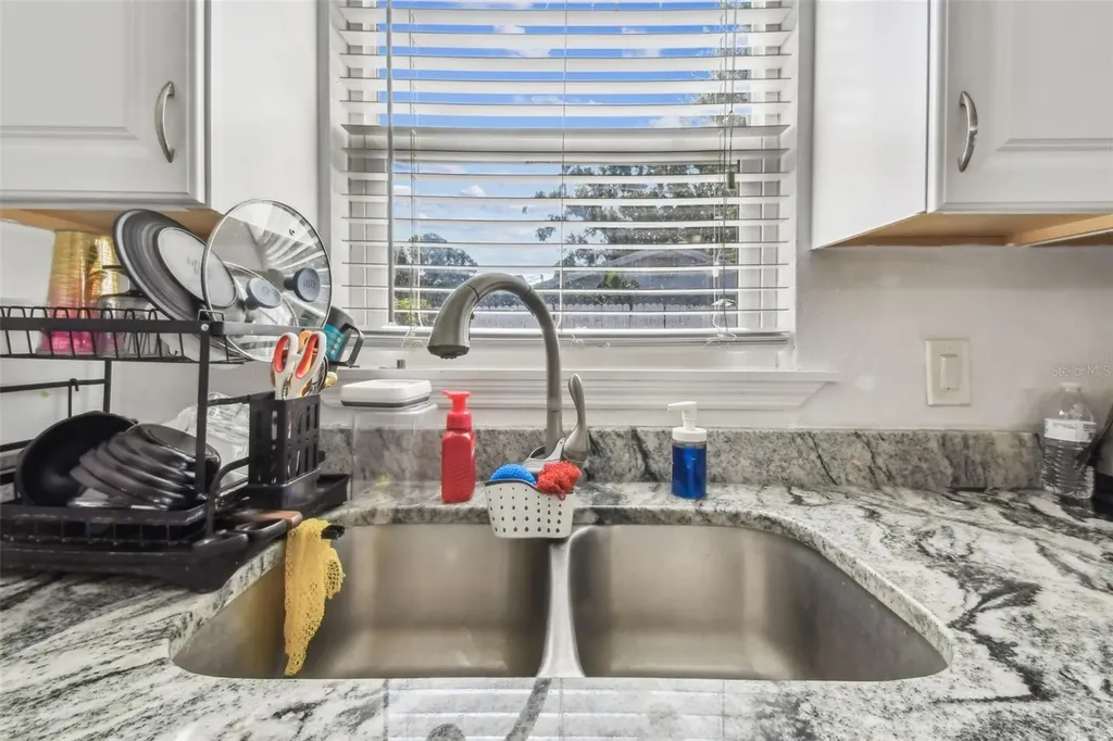 4005 W Tyson Avenue Tampa FL 33611