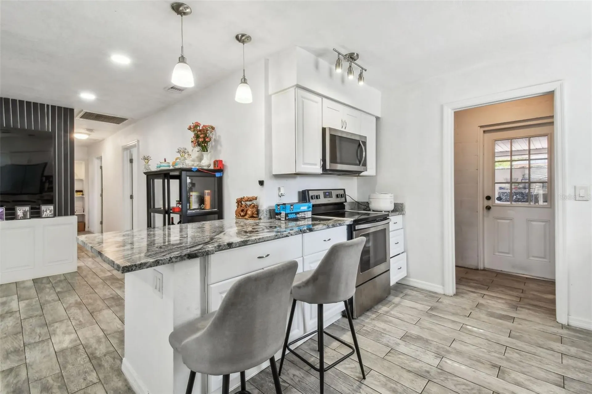 4005 W Tyson Avenue Tampa FL 33611