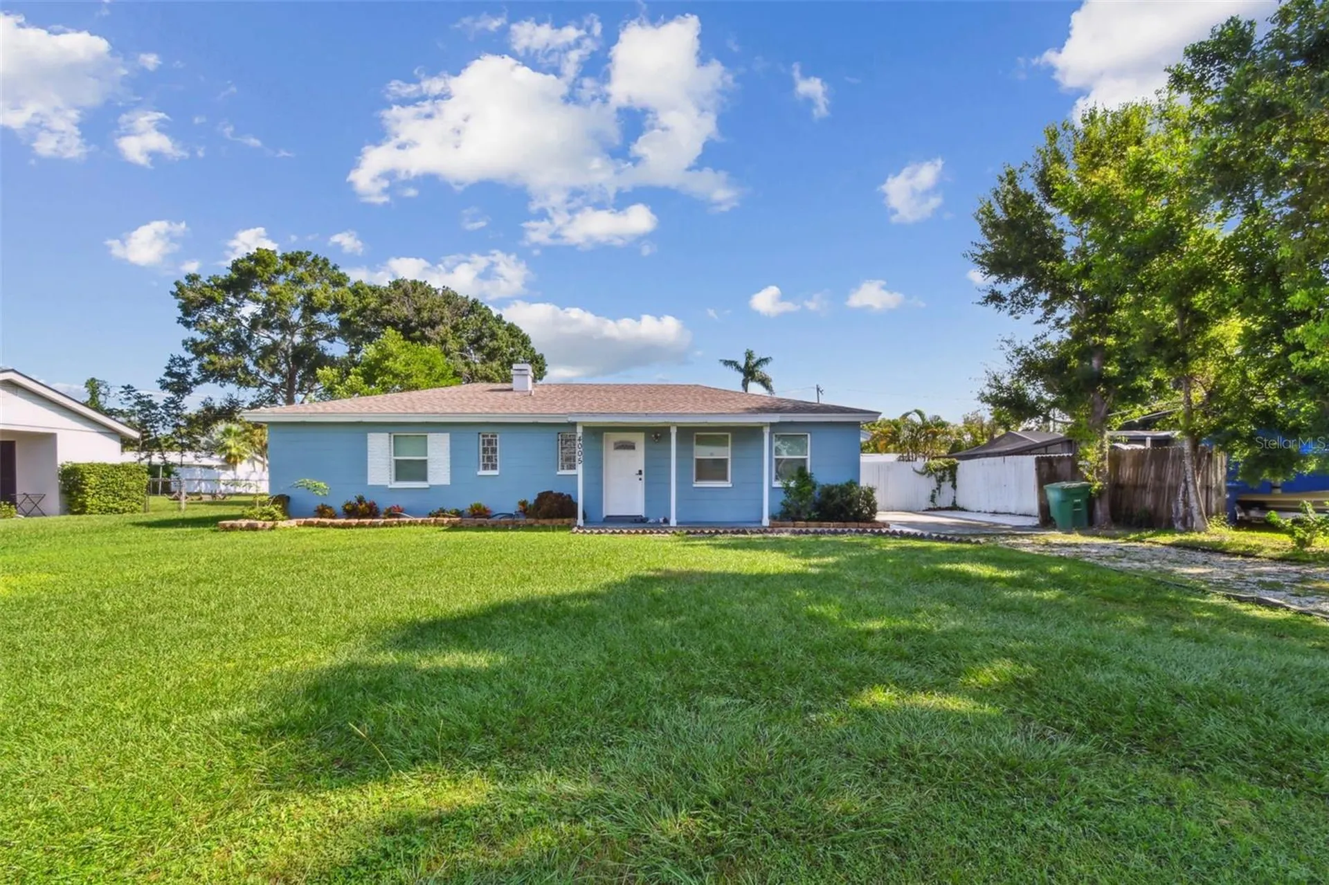 4005 W Tyson Avenue Tampa FL 33611