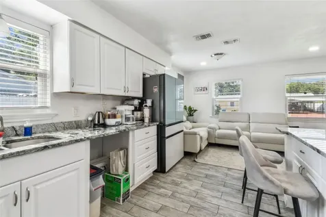 4005 W Tyson Avenue Tampa FL 33611