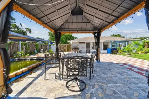 4005 W Tyson Avenue Tampa FL 33611