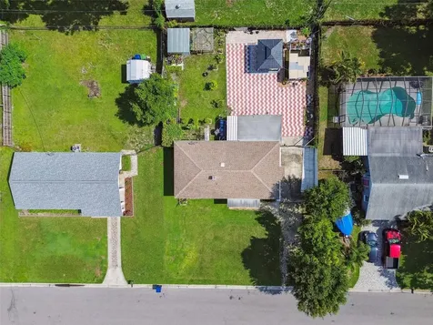 4005 W Tyson Avenue Tampa FL 33611