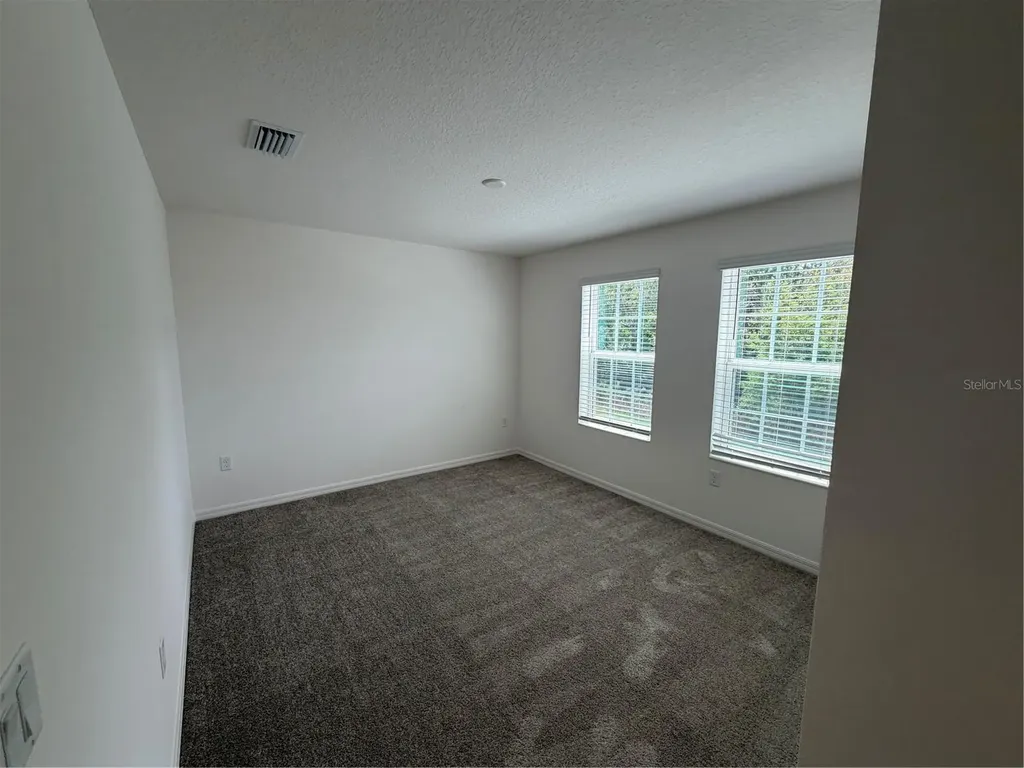 406 North Boulevard E Davenport FL 33837