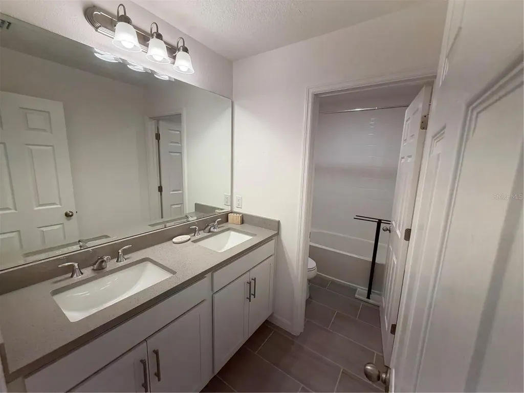 406 North Boulevard E Davenport FL 33837