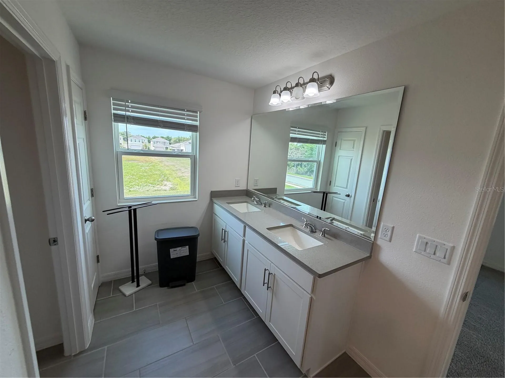 406 North Boulevard E Davenport FL 33837