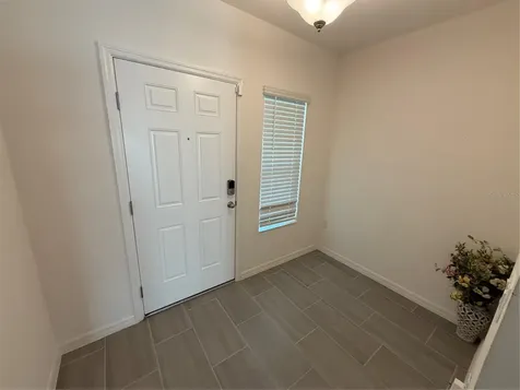 406 North Boulevard E Davenport FL 33837