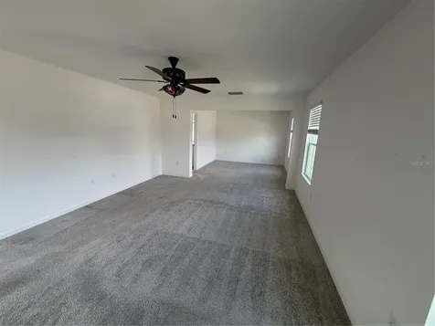 406 North Boulevard E Davenport FL 33837