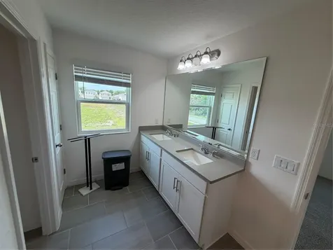 406 North Boulevard E Davenport FL 33837