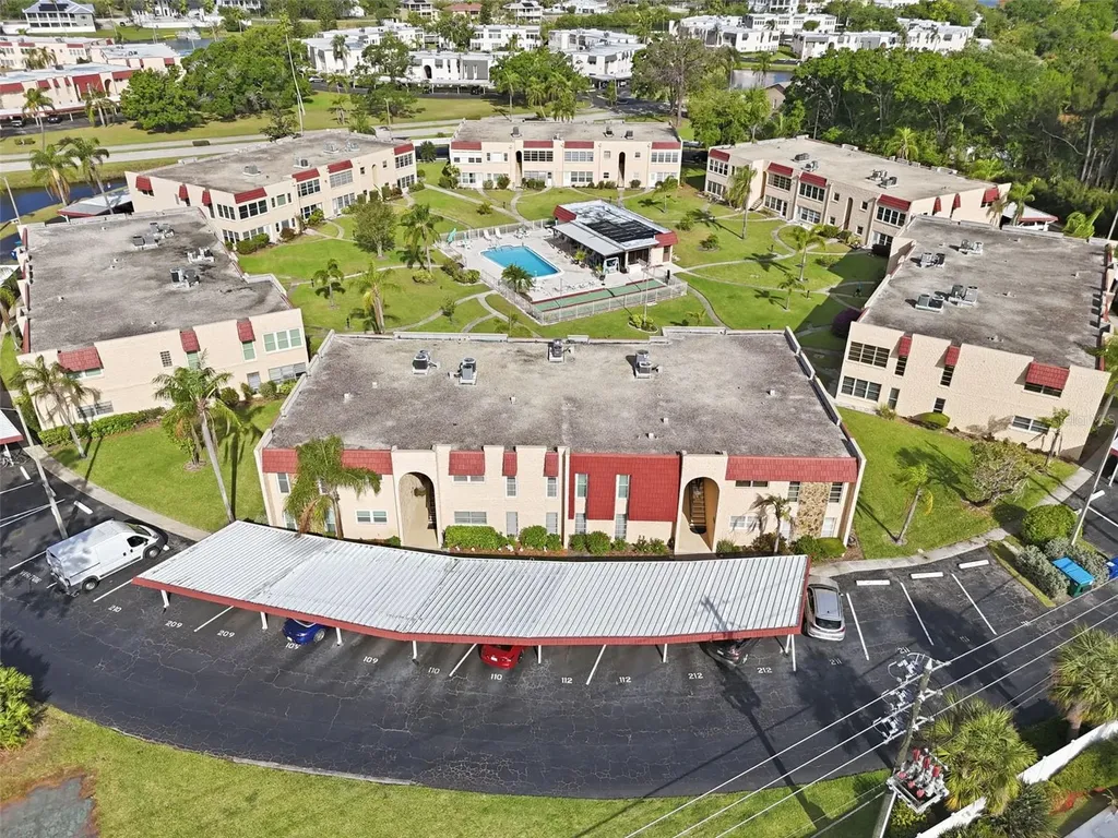 212 Cedarwood Circle Seminole FL 33777