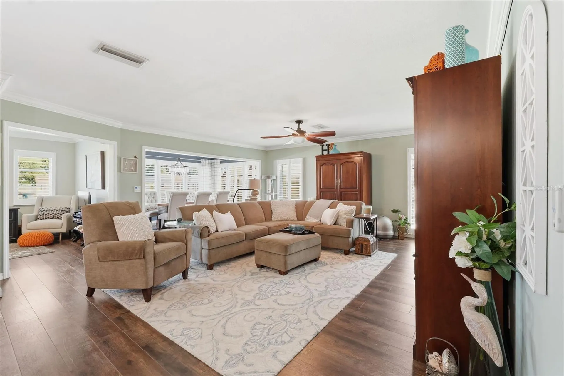 212 Cedarwood Circle Seminole FL 33777