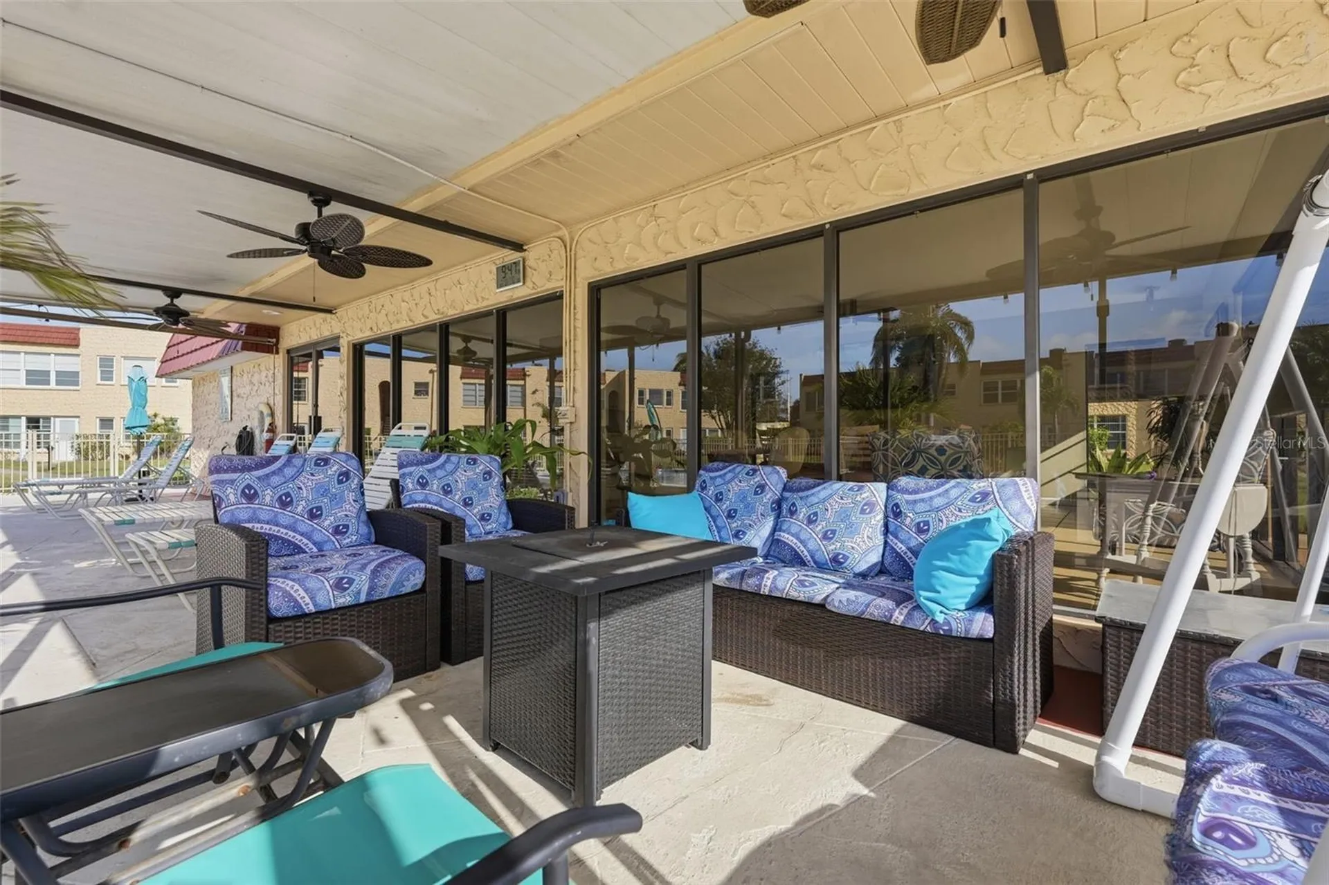 212 Cedarwood Circle Seminole FL 33777