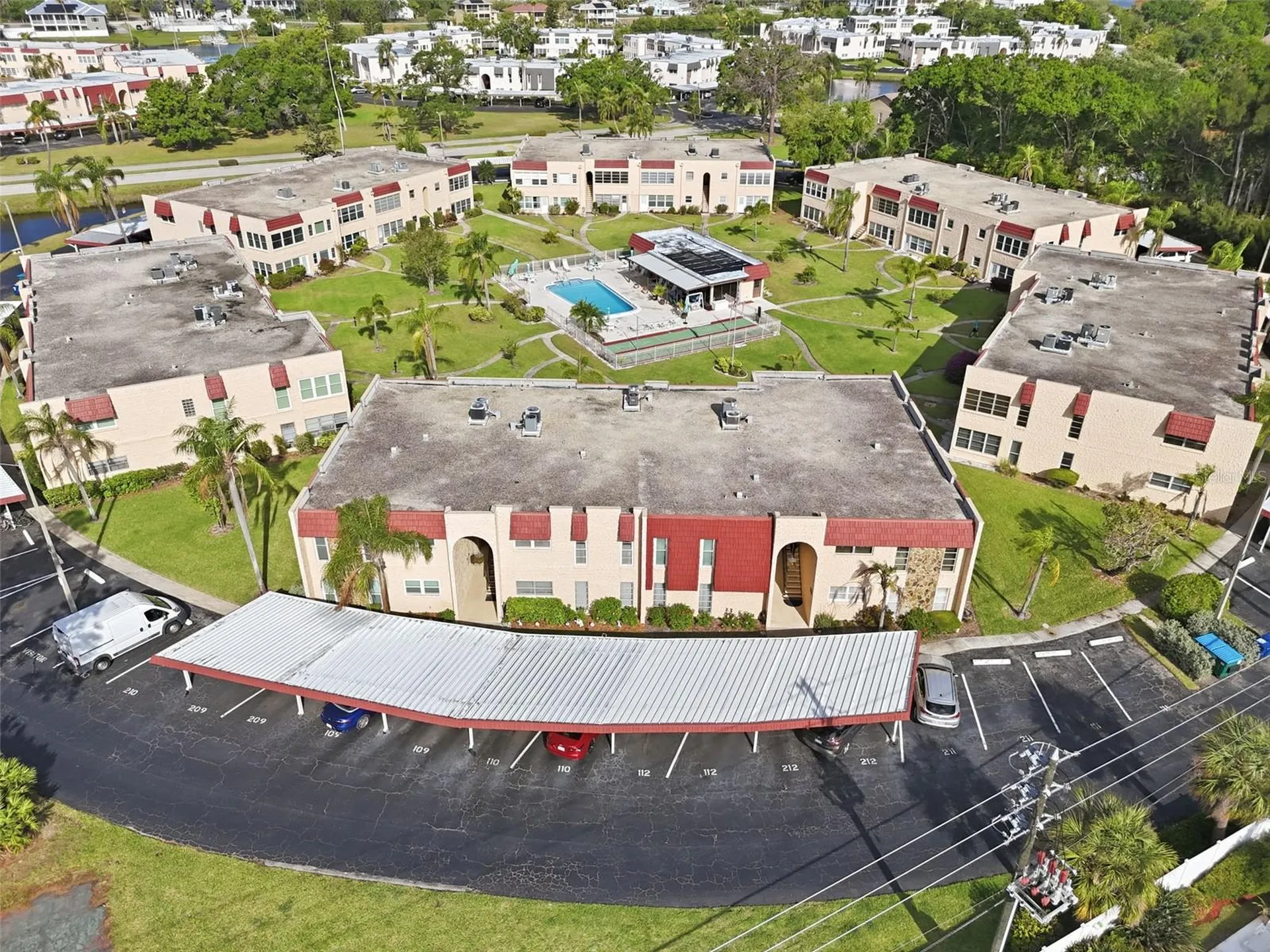 212 Cedarwood Circle Seminole FL 33777