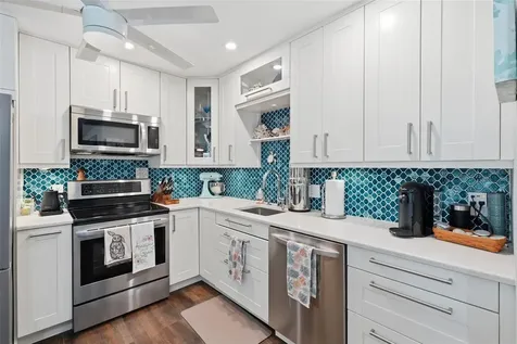 212 Cedarwood Circle Seminole FL 33777