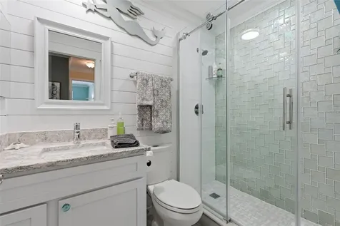 212 Cedarwood Circle Seminole FL 33777