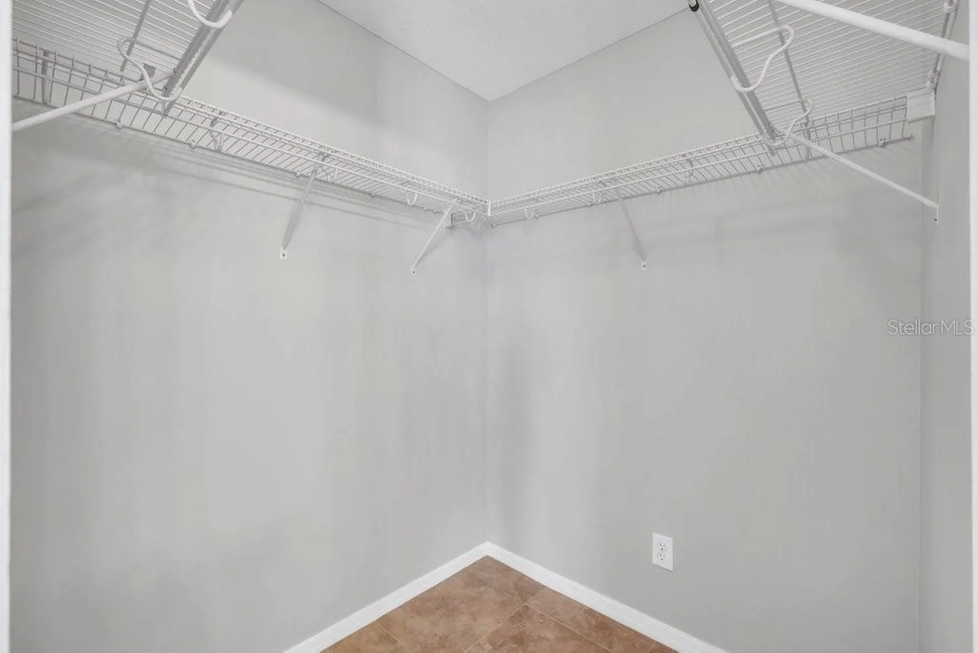 4729 White Bay Circle Wesley Chapel FL 33545