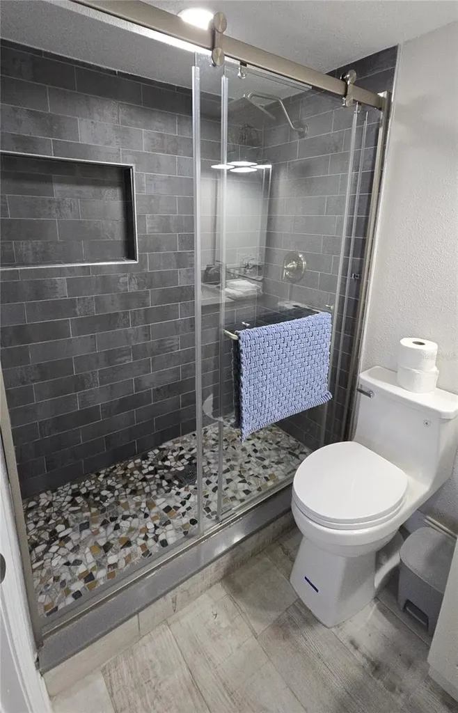 2107 Pine Terrace Sarasota FL 34231
