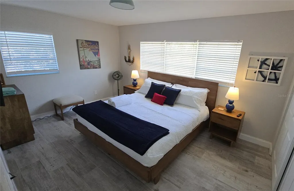 2107 Pine Terrace Sarasota FL 34231