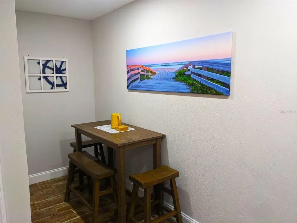2107 Pine Terrace Sarasota FL 34231