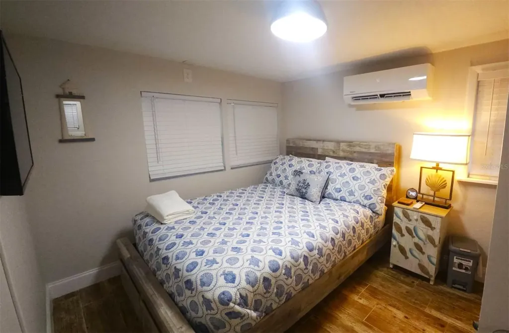 2107 Pine Terrace Sarasota FL 34231