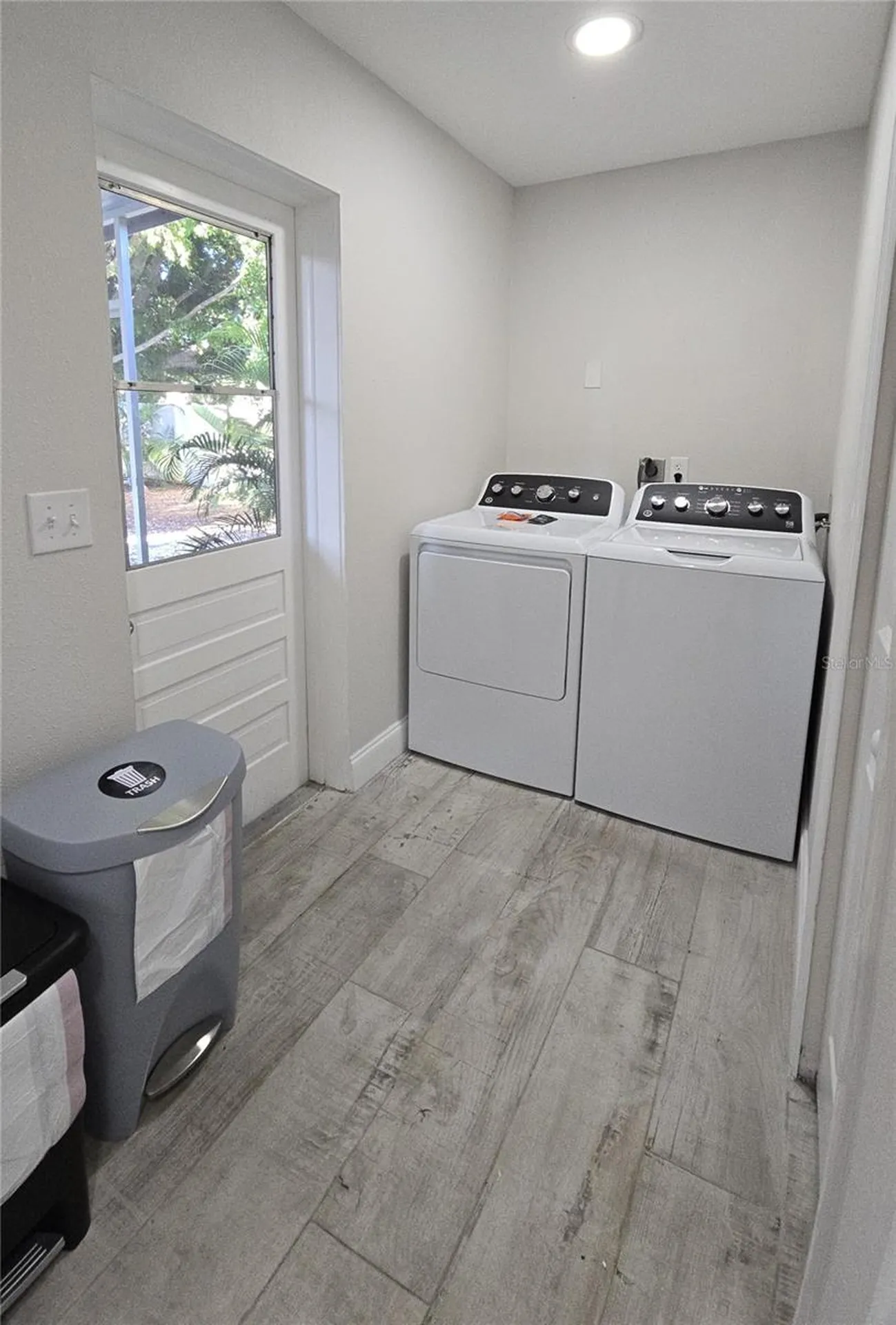 2107 Pine Terrace Sarasota FL 34231