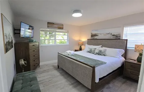 2107 Pine Terrace Sarasota FL 34231