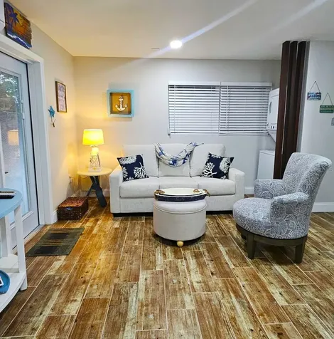 2107 Pine Terrace Sarasota FL 34231