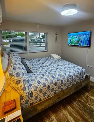 2107 Pine Terrace Sarasota FL 34231
