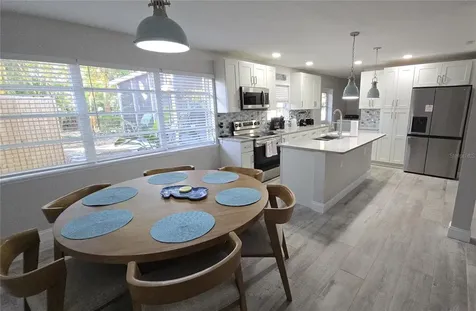 2107 Pine Terrace Sarasota FL 34231