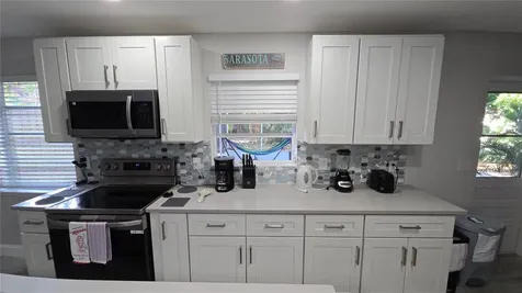 2107 Pine Terrace Sarasota FL 34231