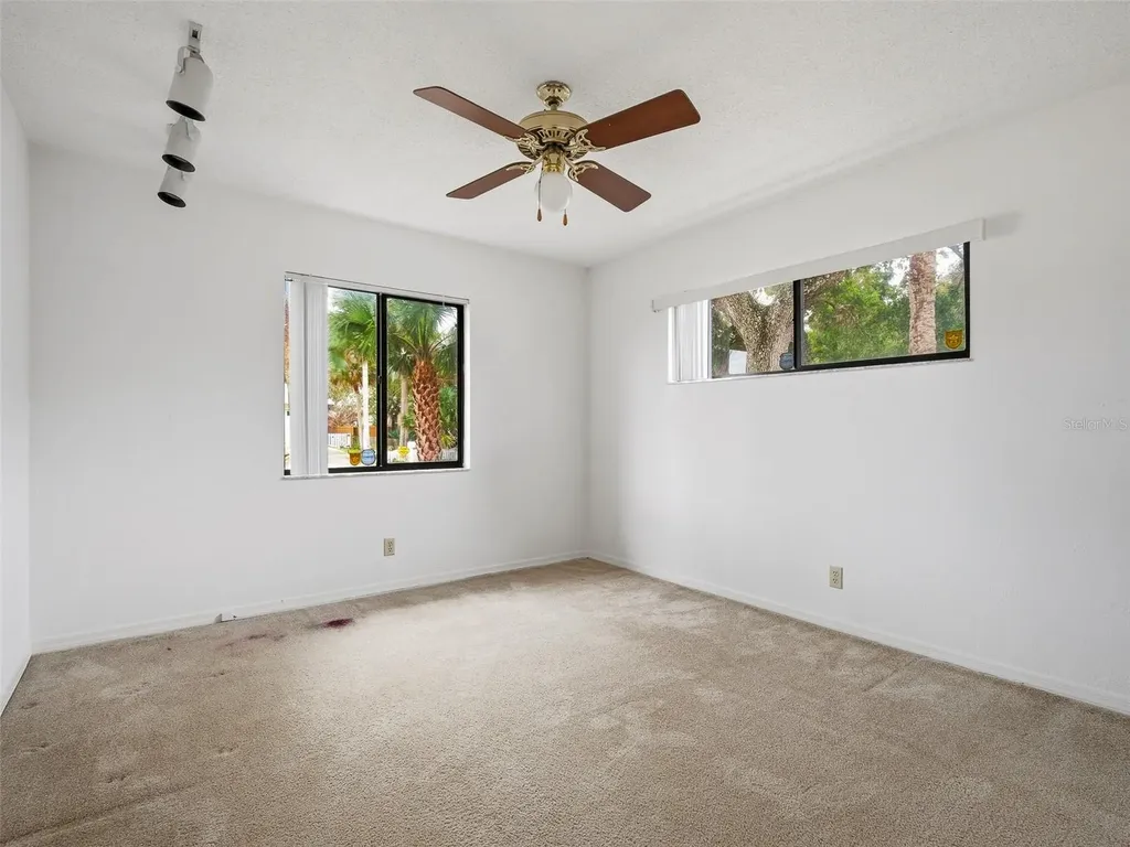 808 E 1st Avenue New Smyrna Beach FL 32169