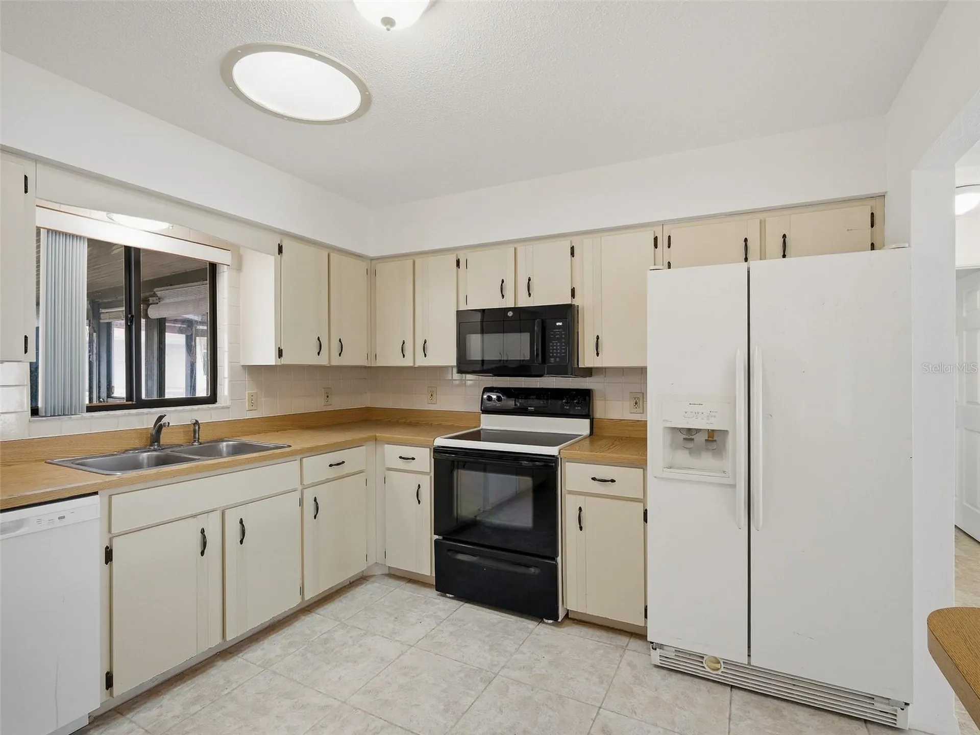 808 E 1st Avenue New Smyrna Beach FL 32169