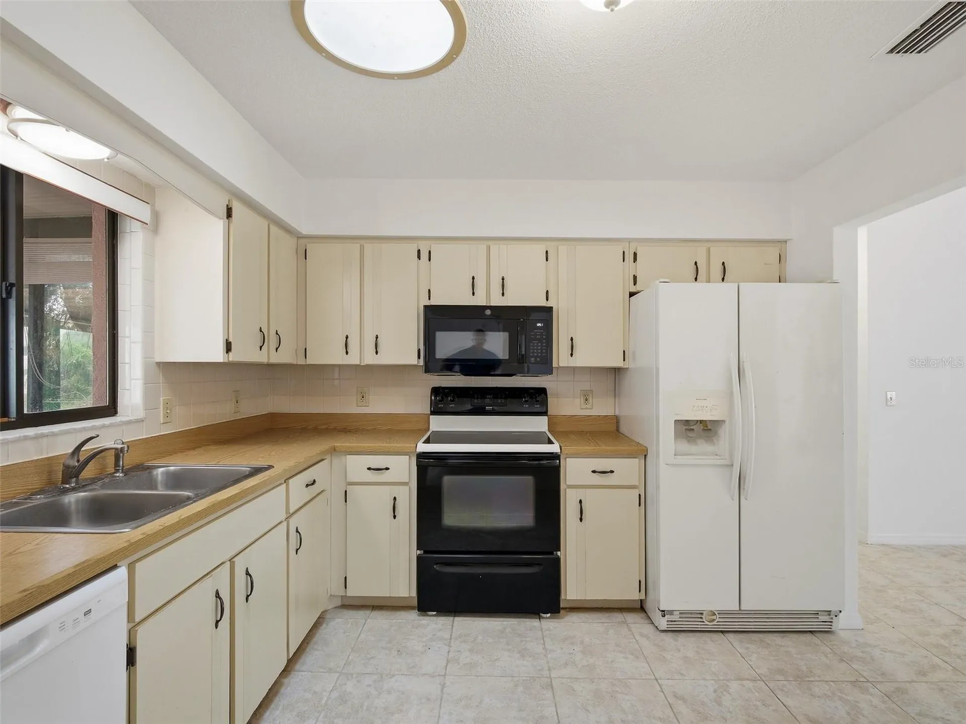 808 E 1st Avenue New Smyrna Beach FL 32169