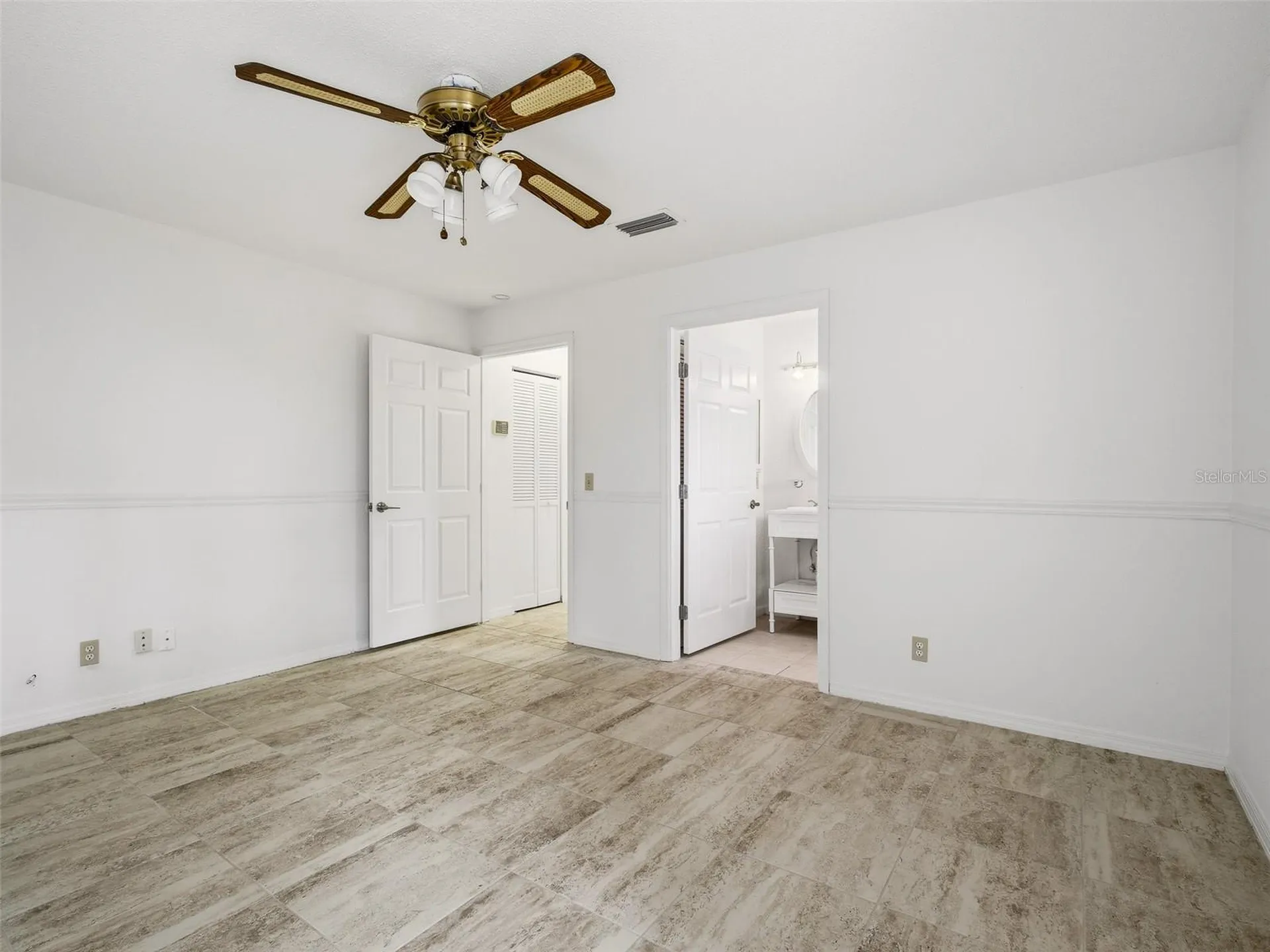 808 E 1st Avenue New Smyrna Beach FL 32169