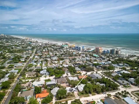 808 E 1st Avenue New Smyrna Beach FL 32169